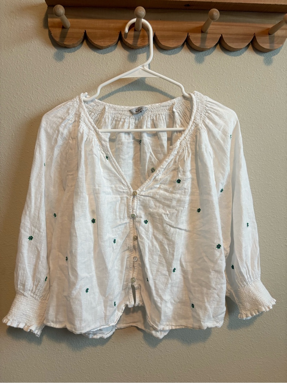 Rails White Button-Front Blouse with Green Embroidery